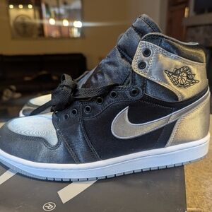 Nike Air Jordan 1 High Top Sneakers in Black and Metallic Silver Women's 9.5 NIB
